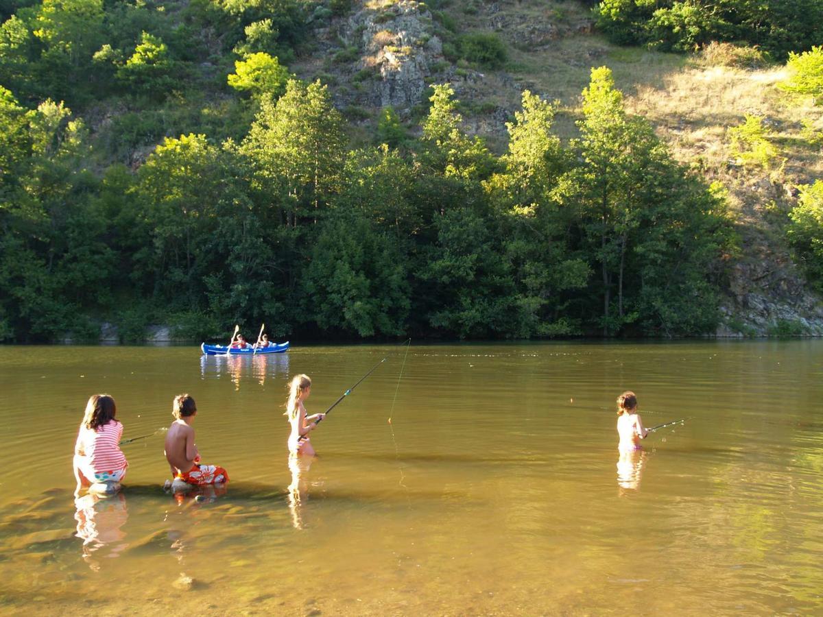 Отель Cosycamp Chamalieres-sur-Loire Экстерьер фото